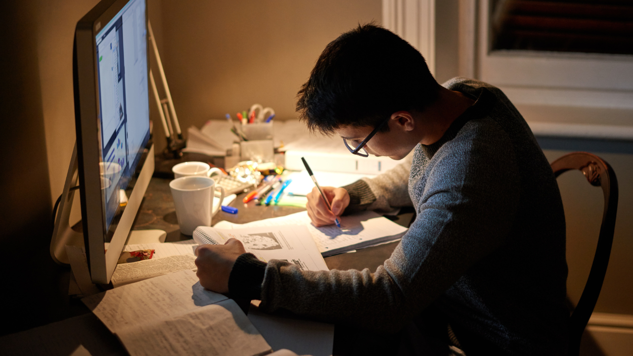 How to Score High in BBA & BCA Exams