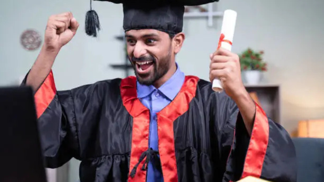 Top Skills Every College Student Should Learn Before Graduation