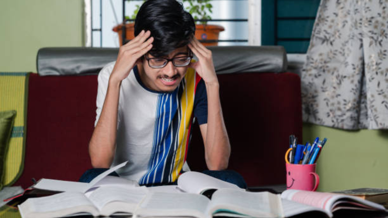 How to Stay Focused While Studying: Practical Tips That Actually Work